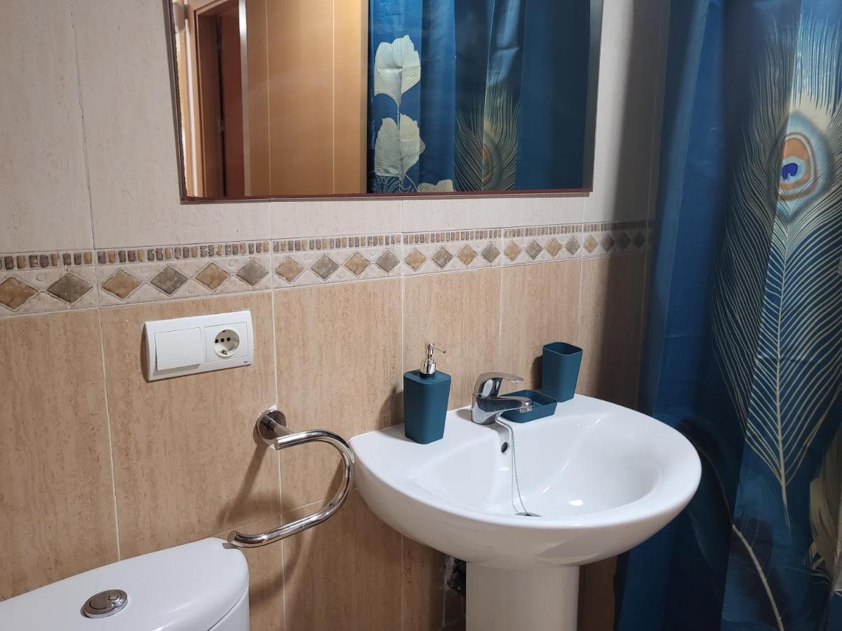 Bajo Estupendo Con Patio Y Piscina Privada A 300 Metros De La Playa! *