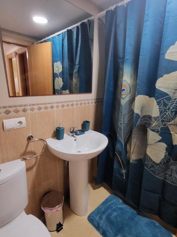 Bajo Estupendo Con Patio Y Piscina Privada A 300 Metros De La Playa! * Vera