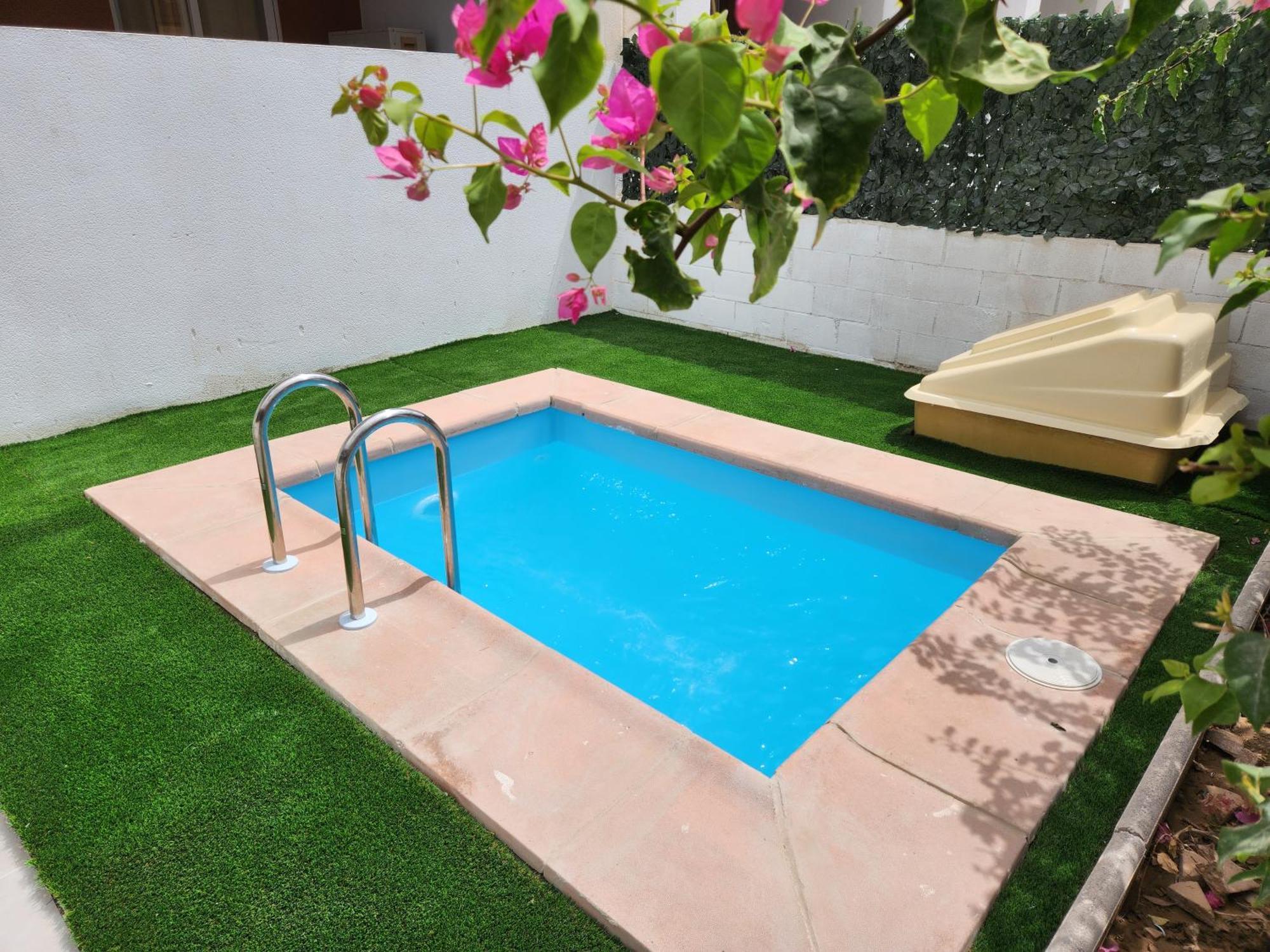 Apartment Bajo Estupendo Con Patio Y Piscina Privada A 300 Metros De La Playa! *